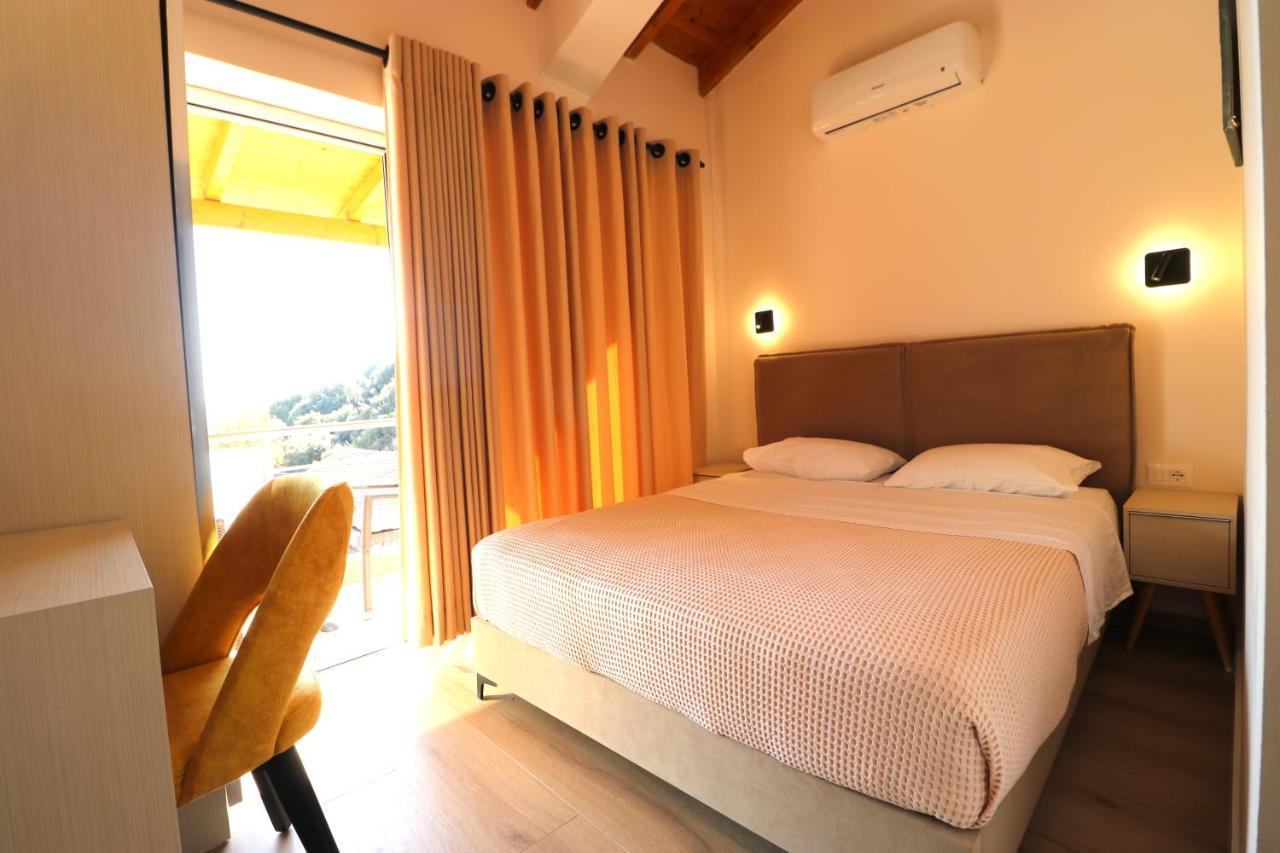 Fegi Rooms Himarë Exterior foto