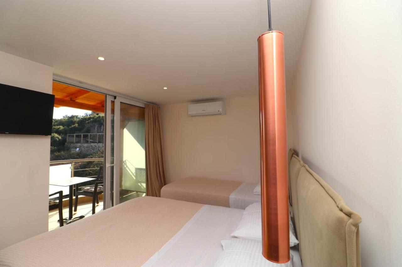 Fegi Rooms Himarë Exterior foto
