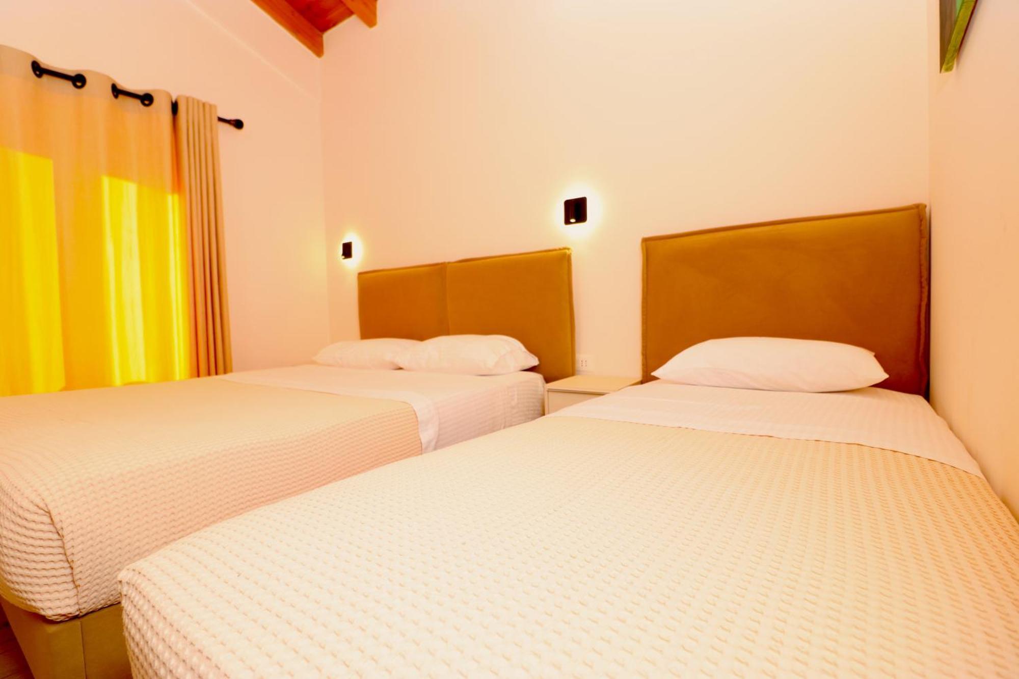 Fegi Rooms Himarë Exterior foto