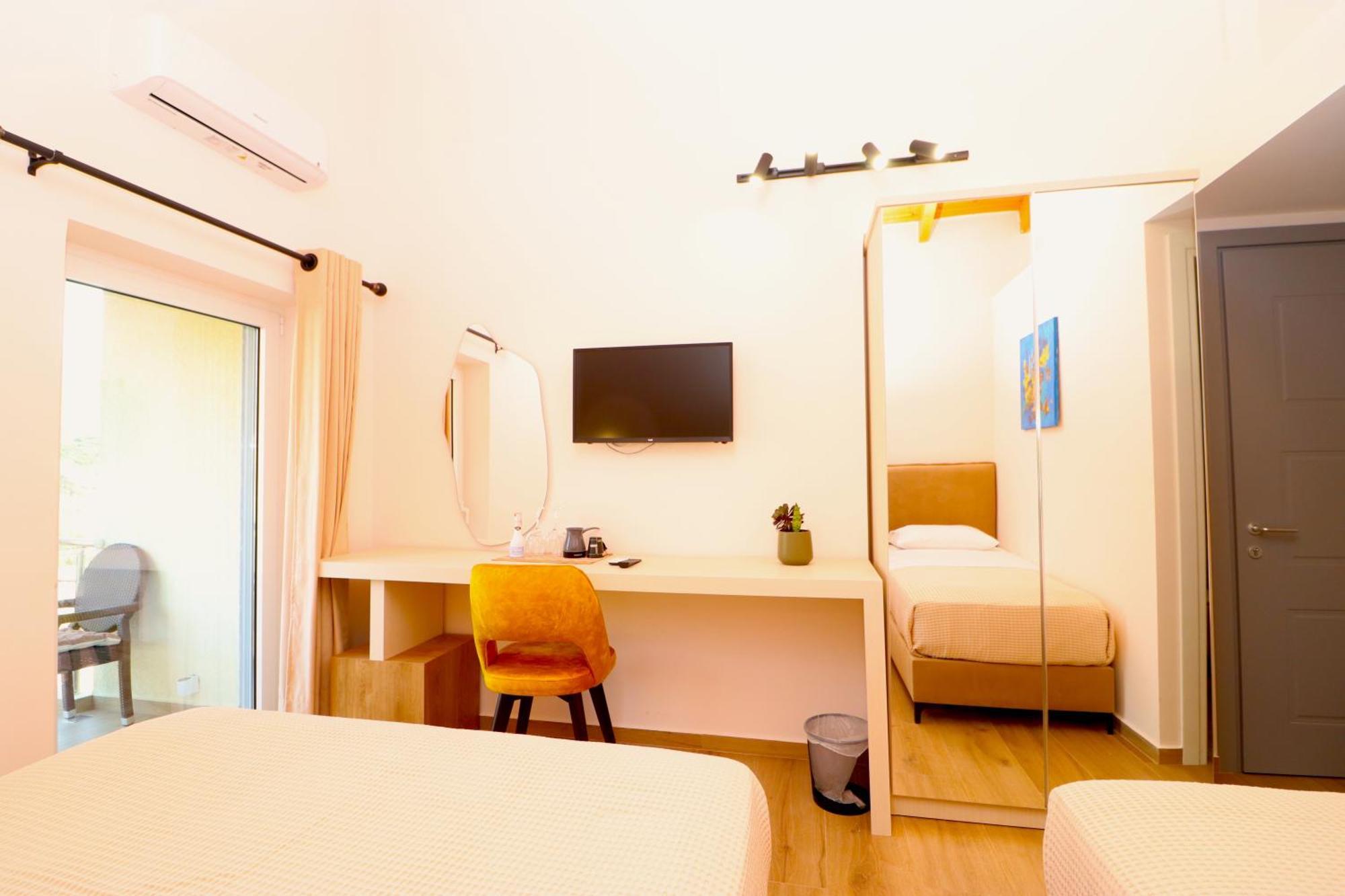 Fegi Rooms Himarë Exterior foto